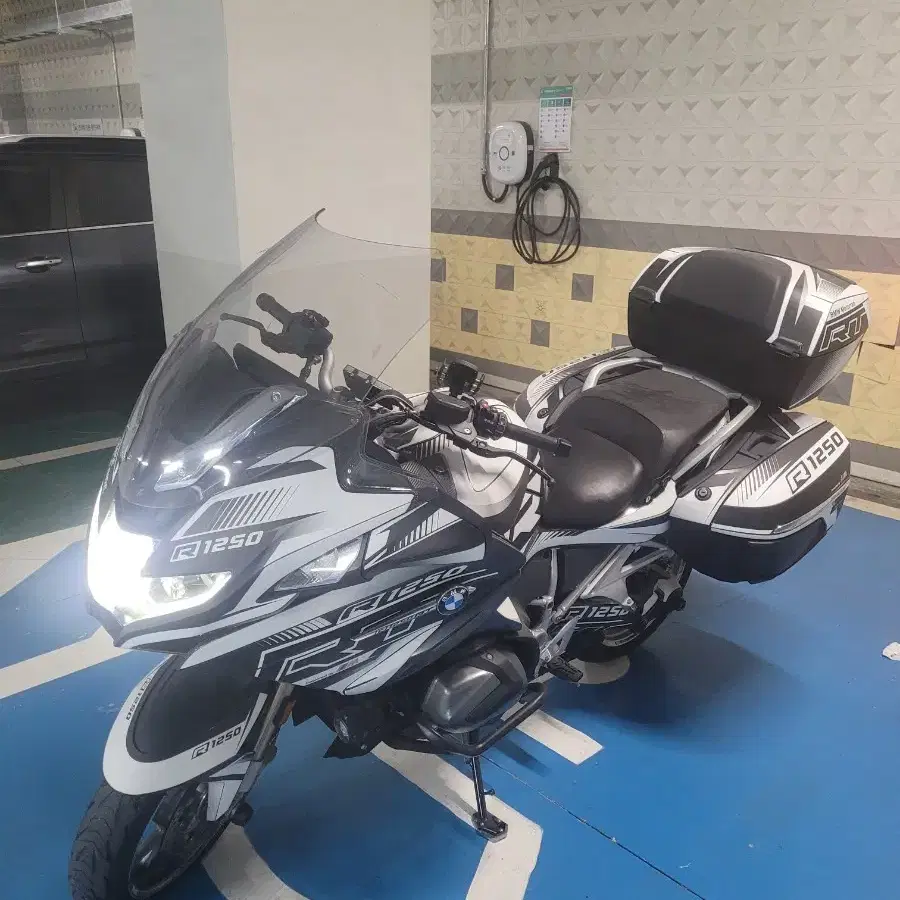 BMW R1250RT 2021년