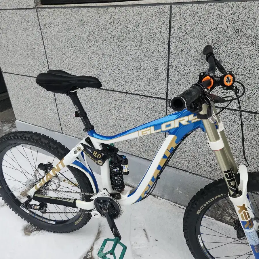 자이언트 글로리 풒샥mtb 자전거