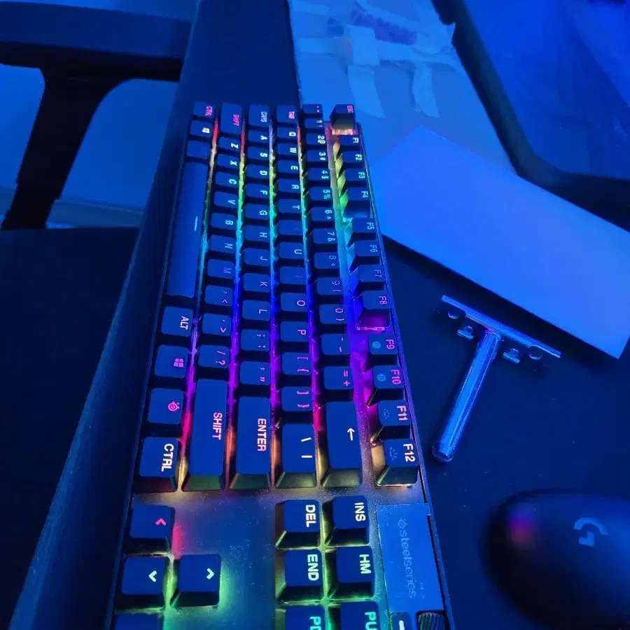 apex pro tkl 2023 팝니다 풀박