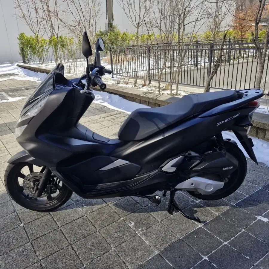 DB-077/ 혼다 / PCX /20년식/ 6.5만km /중고 오토바이