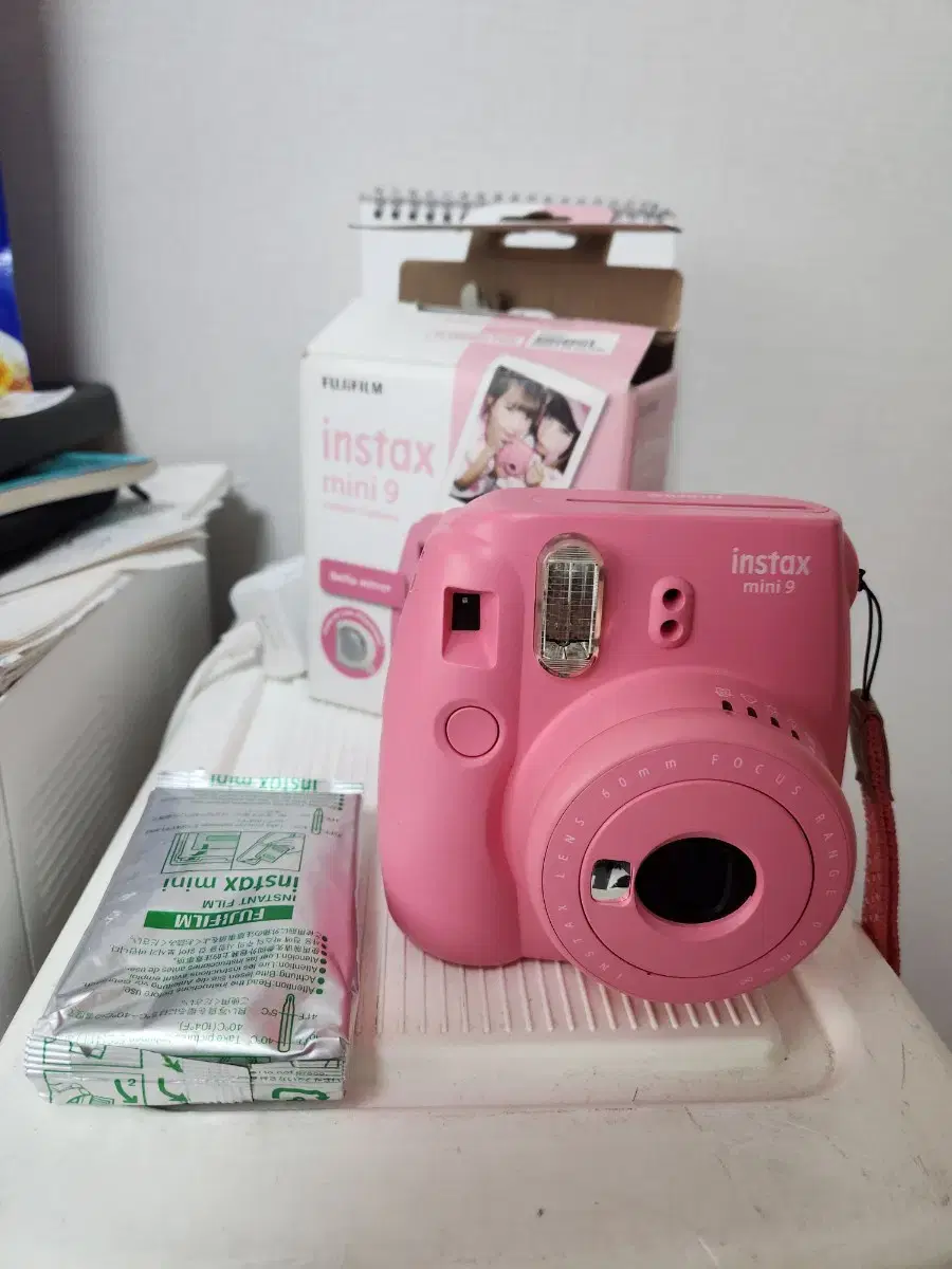 instax mini 9 카메라