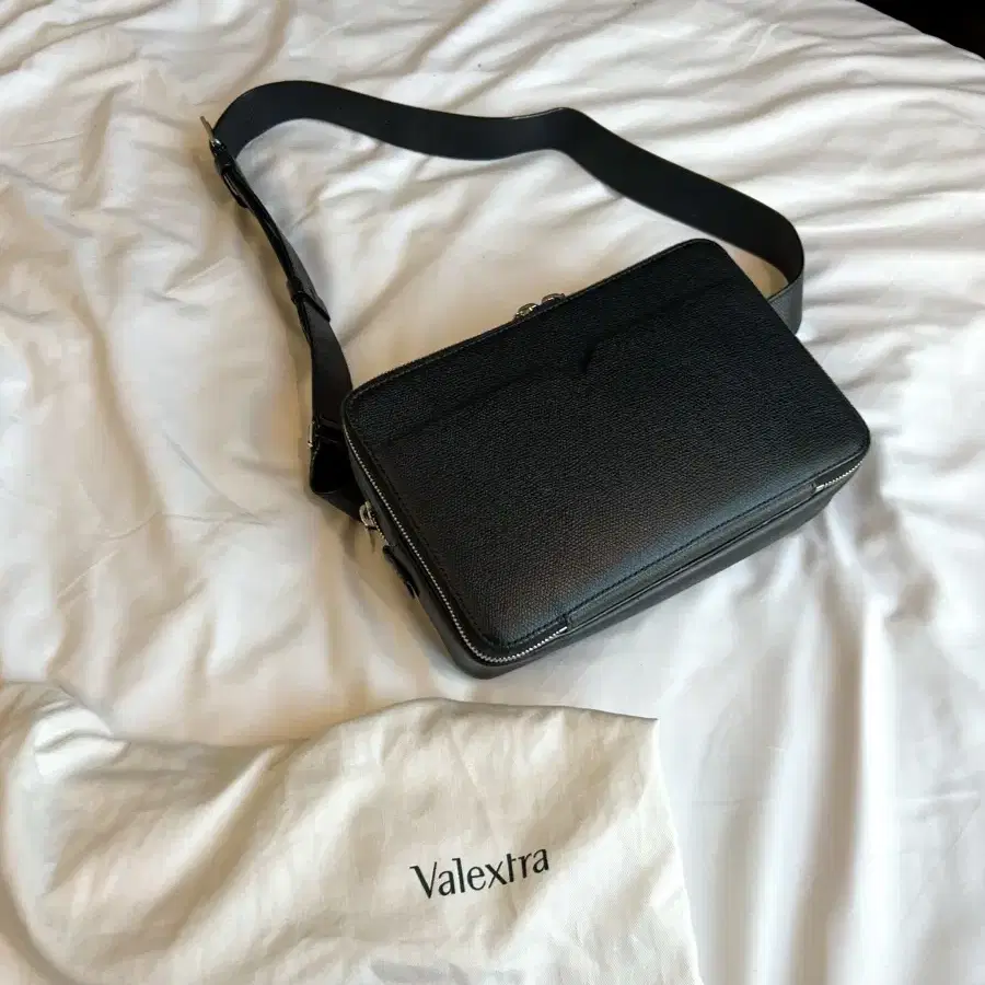 발렉스트라 V-Line Bum Bag