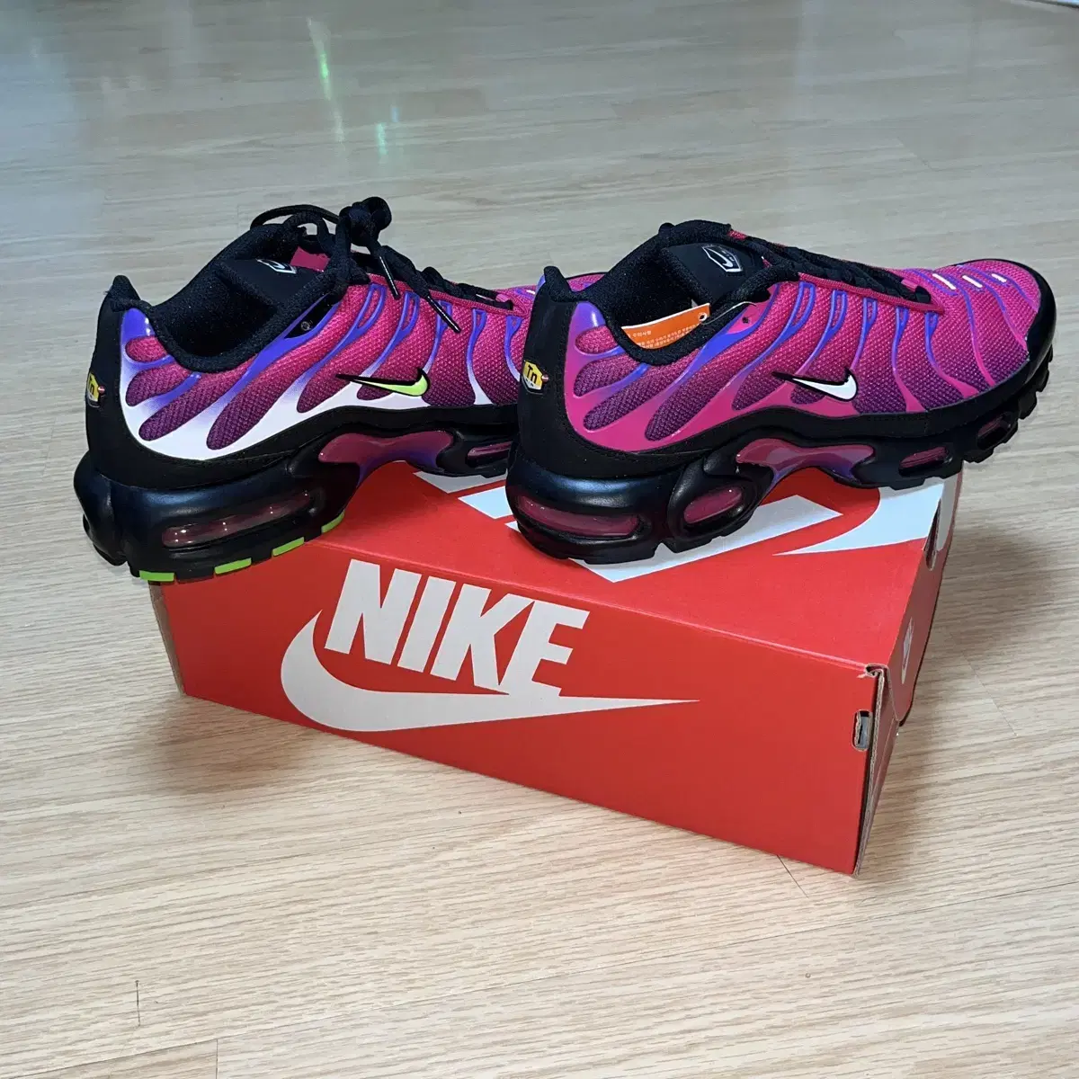 Nike Air Max Plus 에어 맥스 플러스 새상품