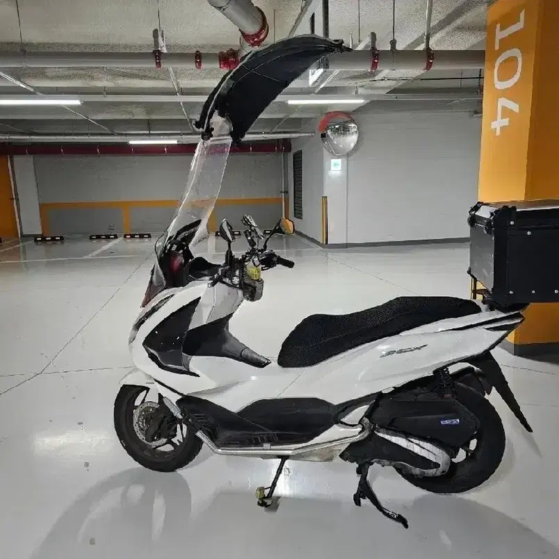 PCX125 21년식 팝니다