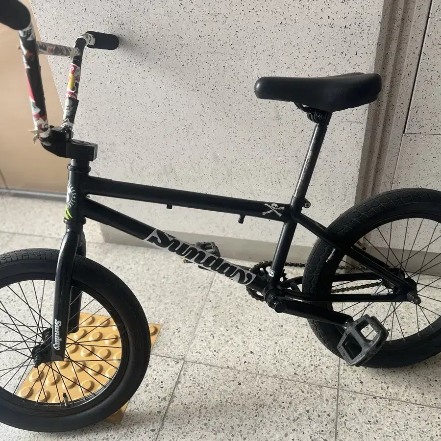 썬데이 무광블랙 bmx 판매합니다