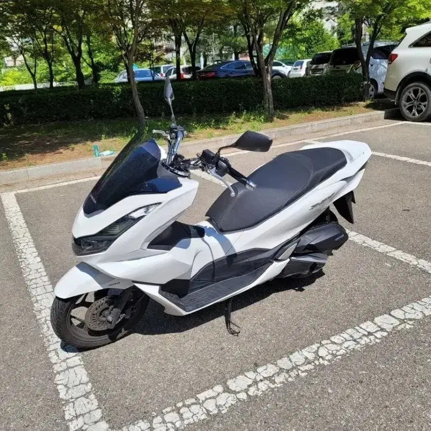 Pcx125ABS 22년식 순정 신차급 판매합니다