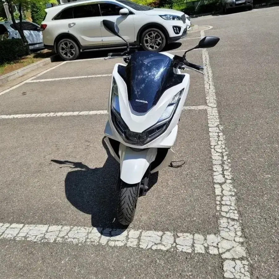 Pcx125ABS 22년식 순정 신차급 판매합니다