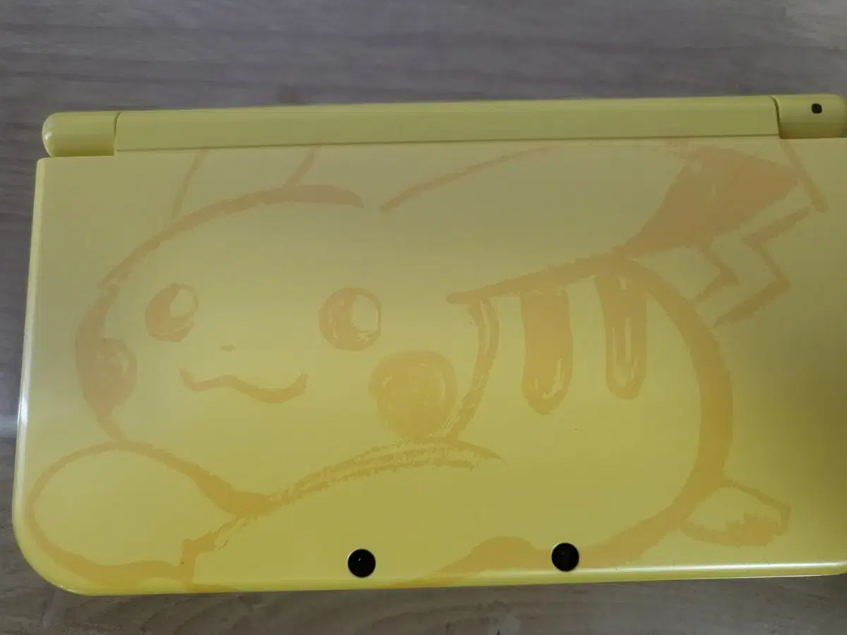 뉴 3ds xl 피카츄 에디션(포뱅+무버)