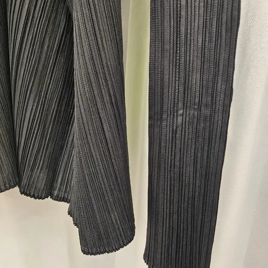 플리츠플리즈 PLEATS PLEASE ISSEY MIYAKE 여성 가디건