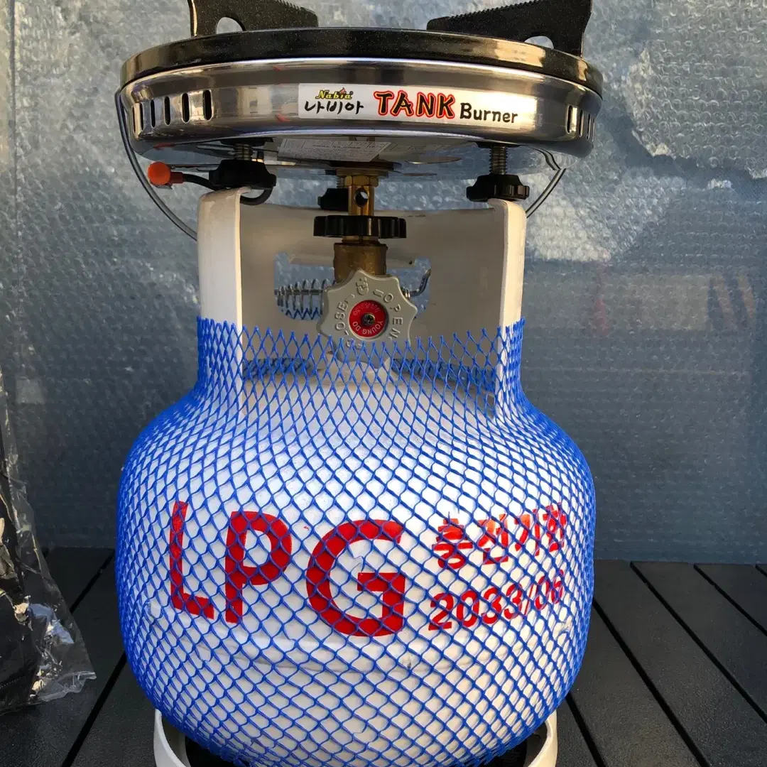 캠핑용 LPG 3kg(충전)+탱크버너+가방 새상품(재고많음)