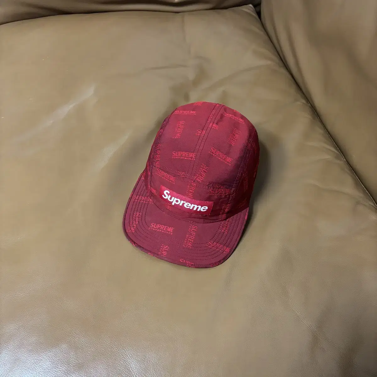 Supreme 슈프림 레드 캠프캡 모자 Jacquard Logo Red