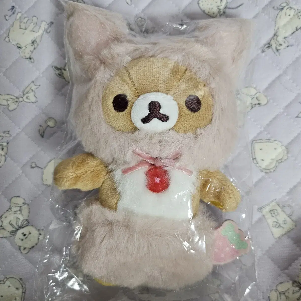 Sell) Rilakkuma Korilakkuma Rabbit clothes Strawberry mascot dolls