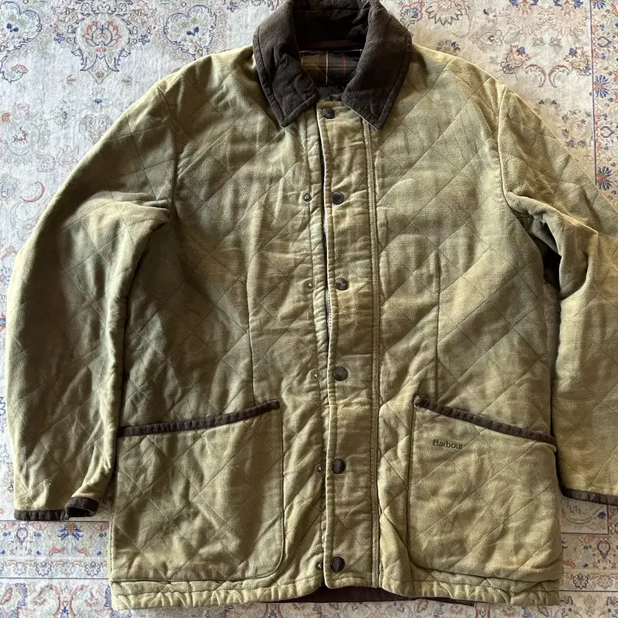 Barbour 퀄팅자켓