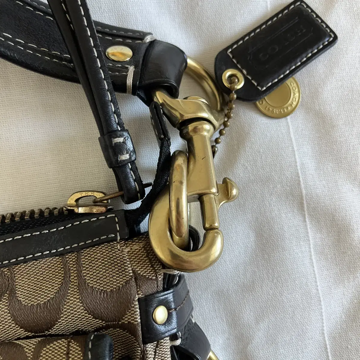 COACH 00's 65th Multi Pocket Bag 2006 모델