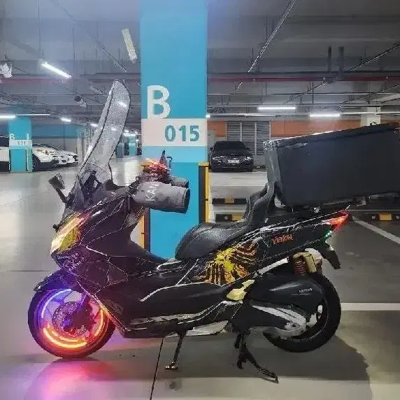 Pcx125 ABS 2022년식 2만키로 튜닝바이크 판매합니다.