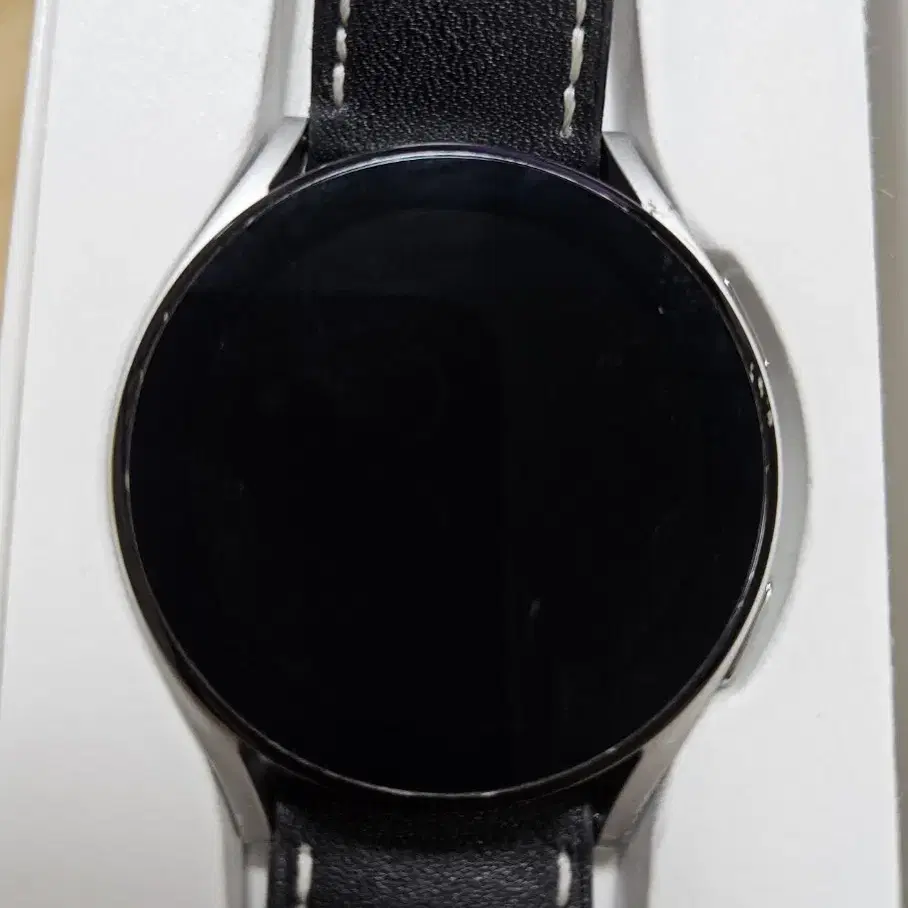 Galaxy Watch 4 40mm 판매합니다