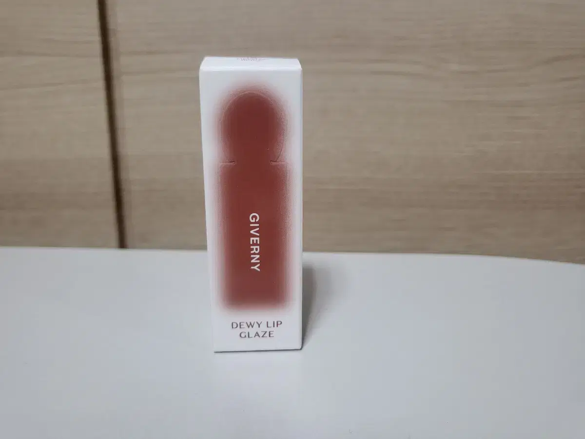 Dewy Lip Glaze Tint 02 Mellow Beige
