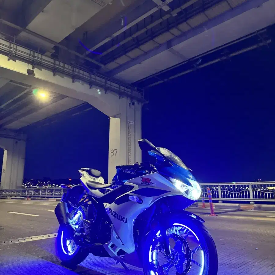 스즈키 gsxr 125 24년식