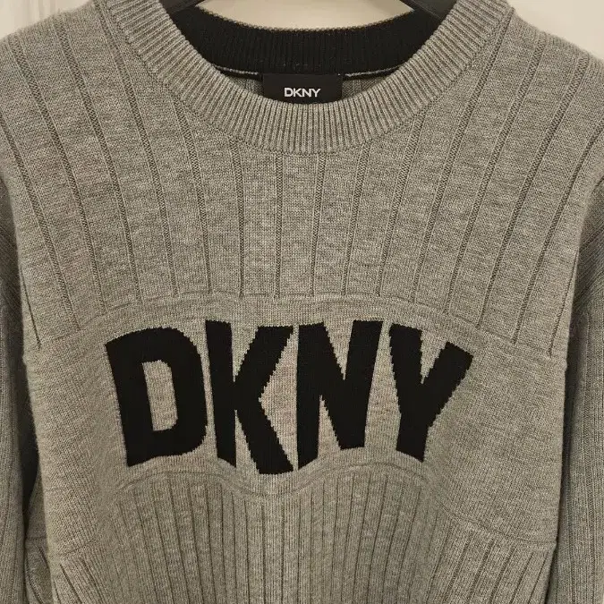 DKNY 로고 울 혼방니트 M