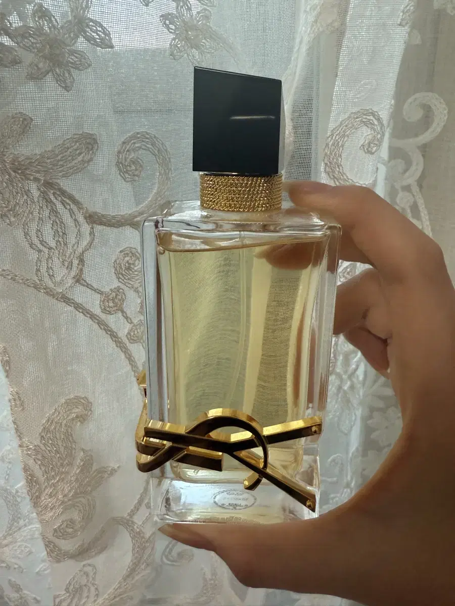 입생로랑 향수 리브르 오 드 빠르펭 EDP 90ml