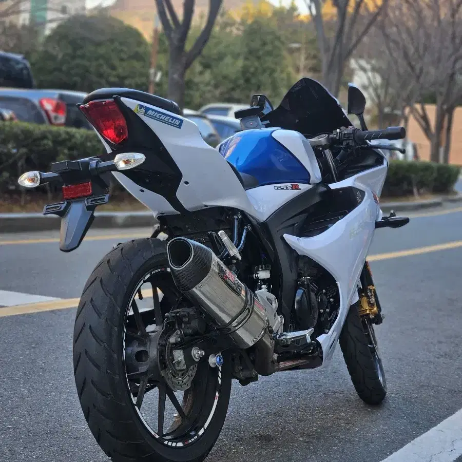 gsxr125 21년식 신차급 판매합니다