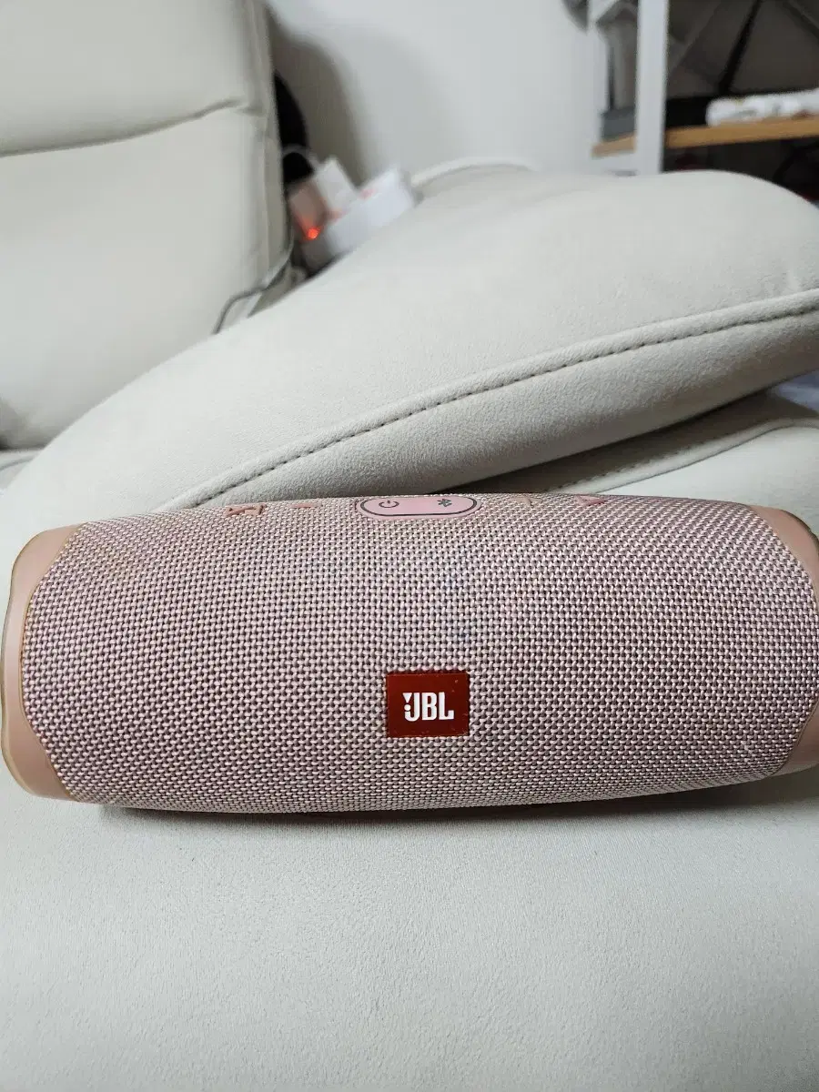 jbl 차지4