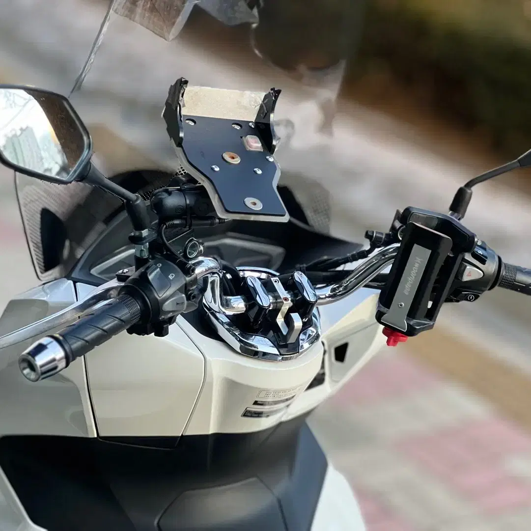 PCX125 ABS 2023년식 2만키로 배달셋팅 차량 판매