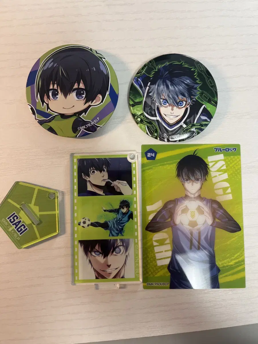 Quick sale BLUELOCK Yoichi Isagi bulk sell Can Badge Paper acrylic Stand