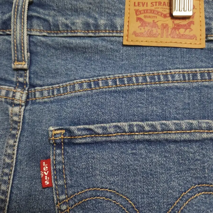 새상품) 리바이스 Levi's 스커트