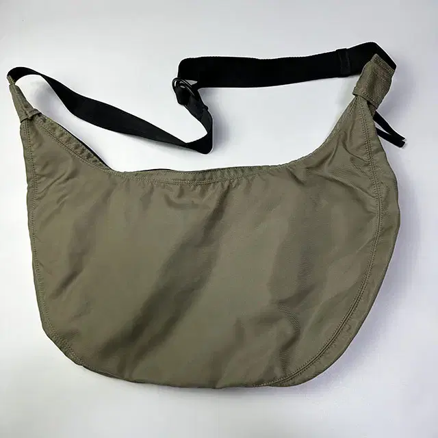 PORTER ROUND SHOULDER BAG(L) 포터 라운드 숄더백