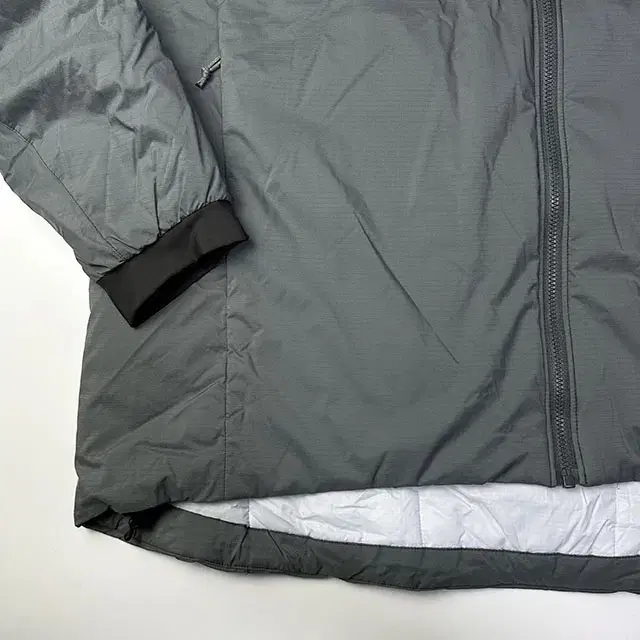 ARC'TERYX x BEAMS 아크테릭스 x 빔즈 아톰 자켓