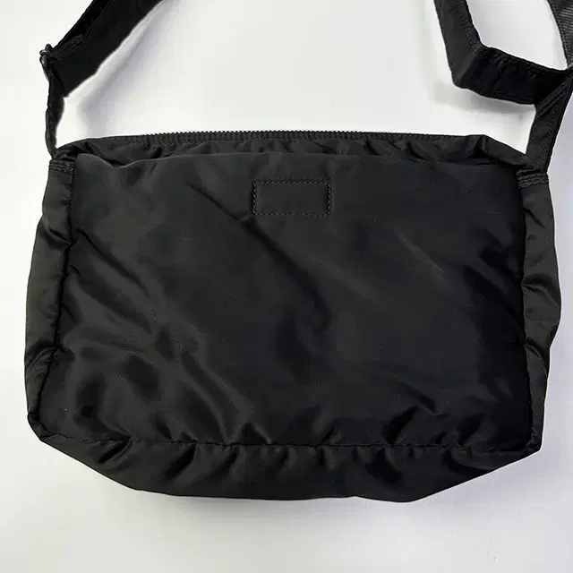 PORTER TANKER SHOULDER BAG (L) 포터 탱커 숄더백