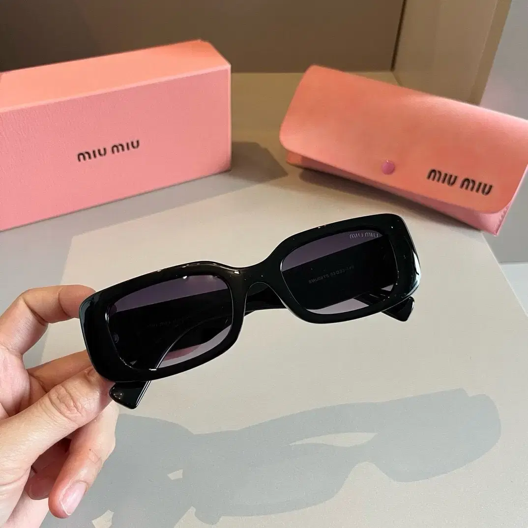 miumiu선글라스 신상품 패션