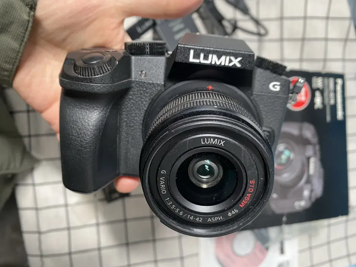 Panasonic Lumix DMC-G7K Camera 14-42 Kit Digital Camera