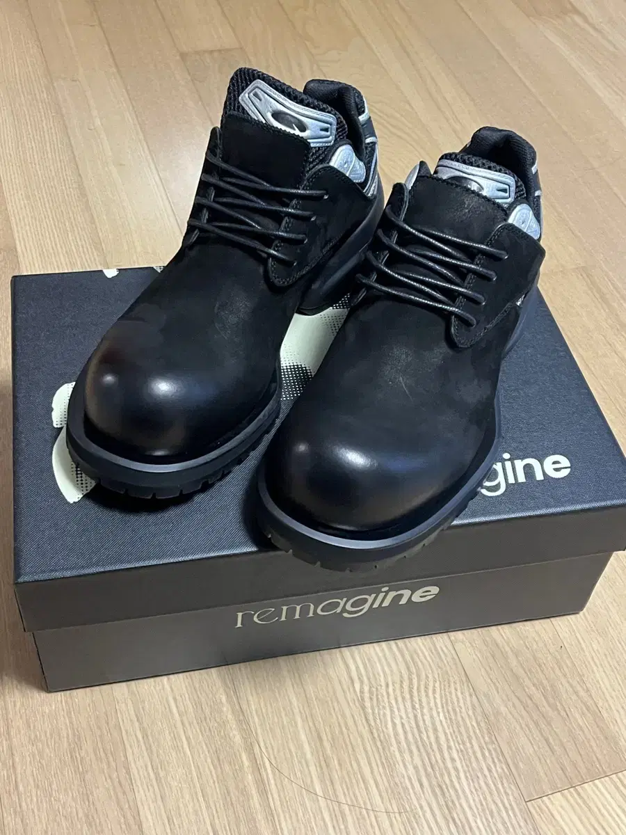 Bizzare (remagine Hybrid Derby Shoes)