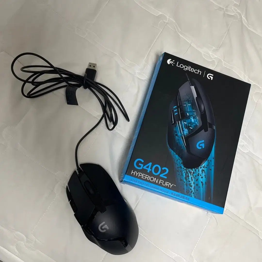 로지텍 G402