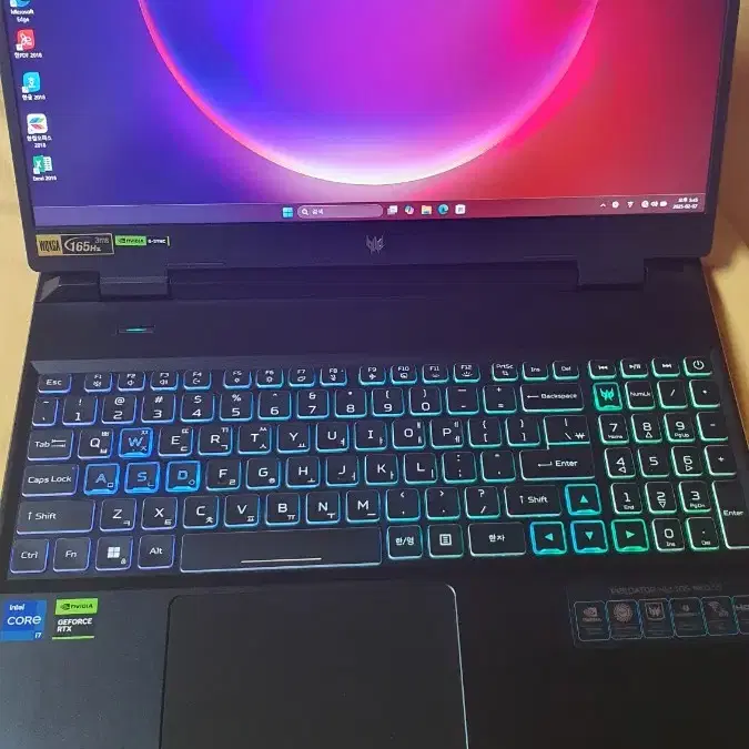 프레데터 게이밍노트북 i7-32g-512g-4060-qhd165hz