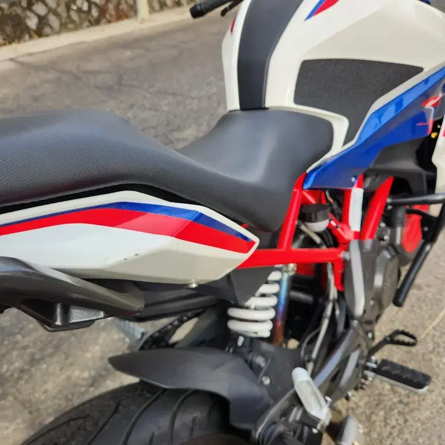 BMW g310r 팝니다