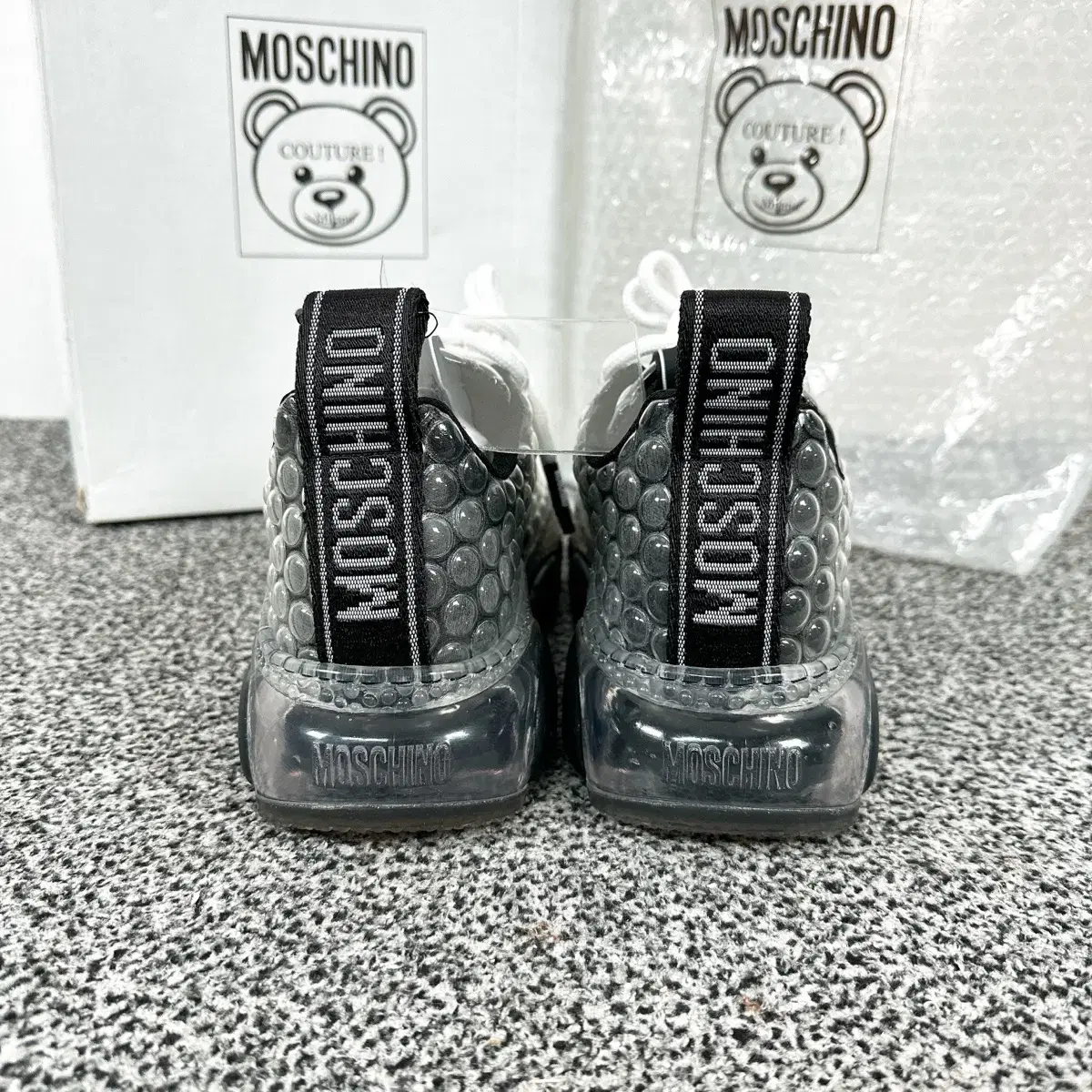 (정품/새상품) MOSCHINO 모스키노 여성 블랙 테디 버블 스니커즈