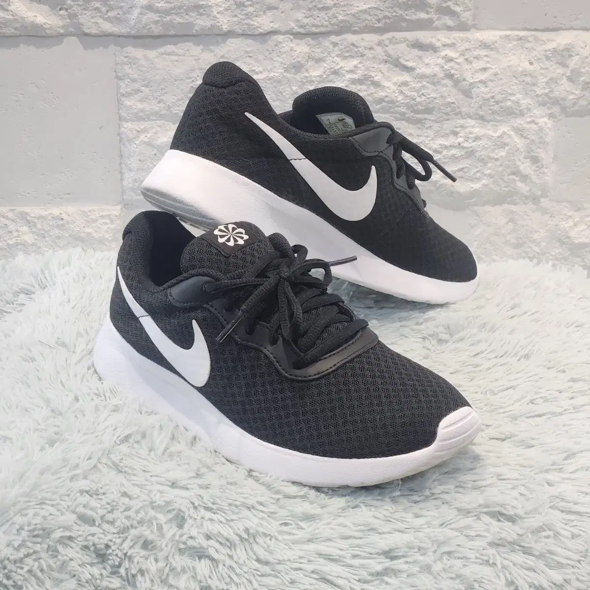 2z-2:나이키 Nike Tanjun BlackWhite(250)-ss급