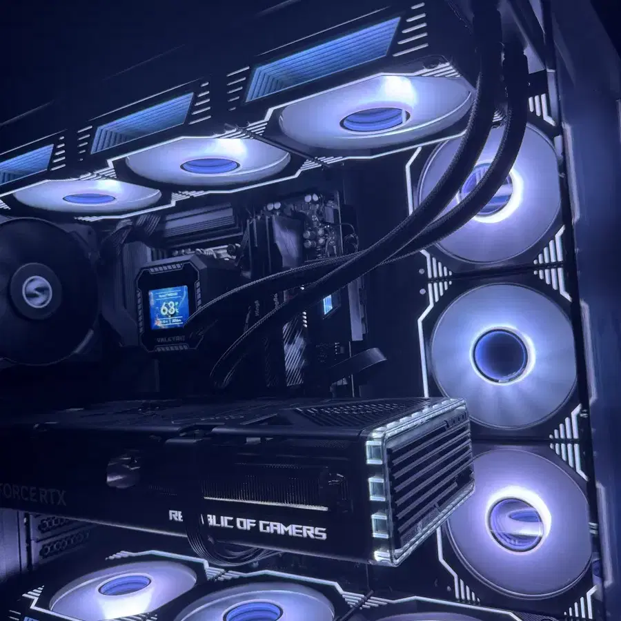 라이젠 9800x3D / RTX4070Ti Super 게이밍 컴퓨터