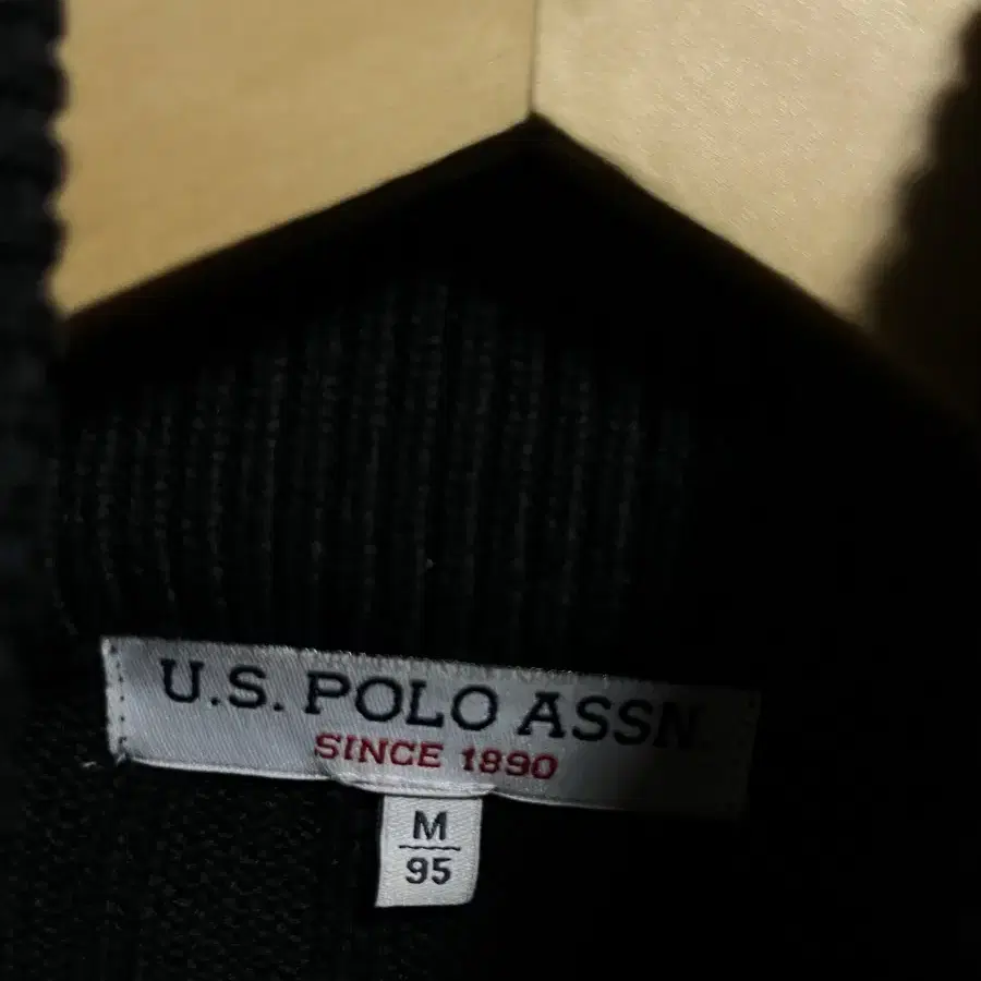 95 US POLO ASSN 골프 스판 반집업 니트 정품