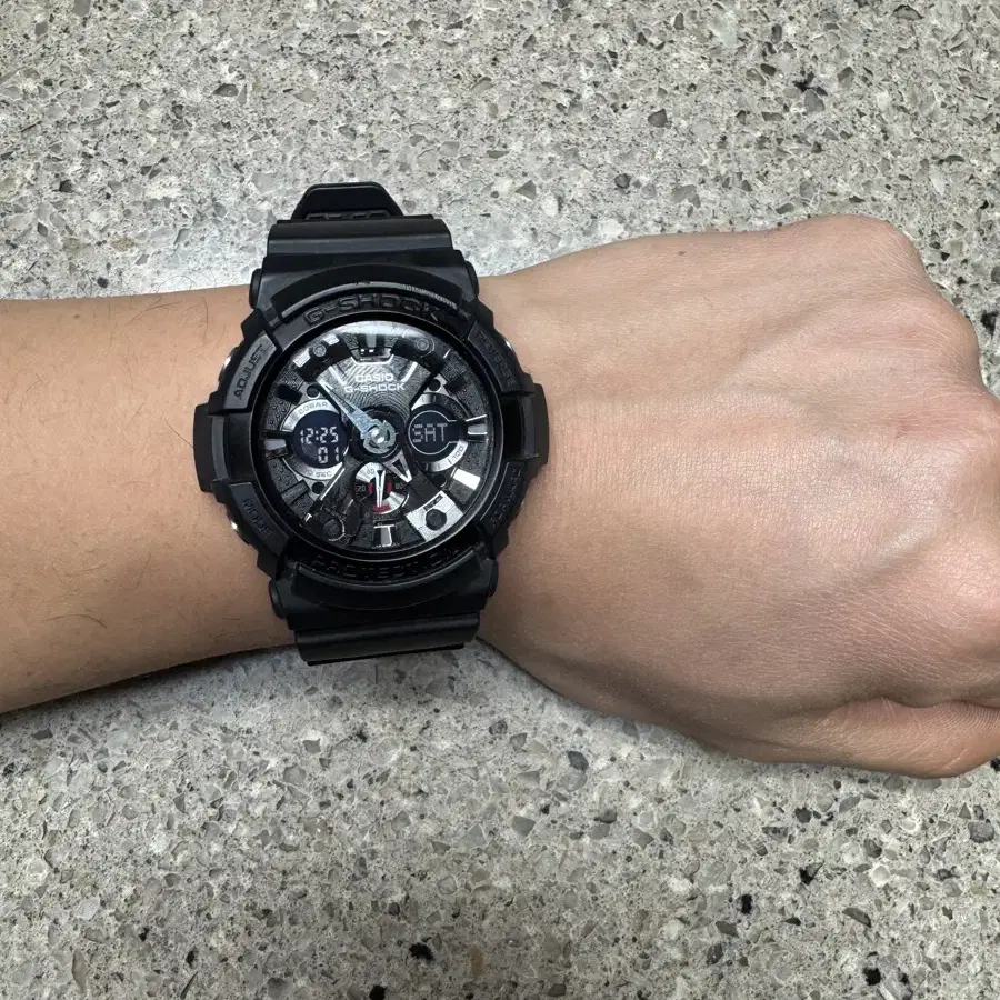 G-SHOCK 지샥 시계 GA-201 싸게 팝니다