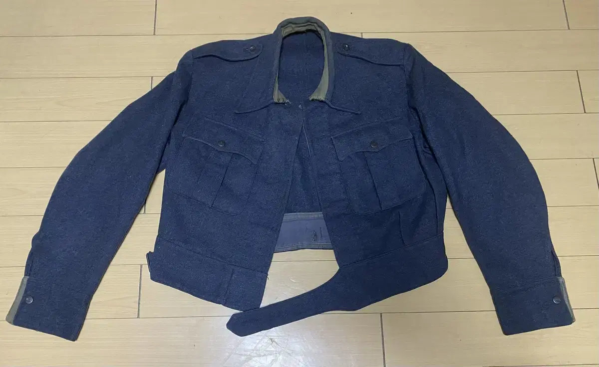 ww2 RAF 1943 suits aircrew blouse