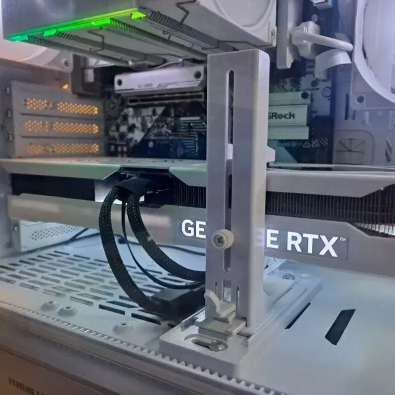 갤럭시 RTX4070 super ex gamer 화이트 판매