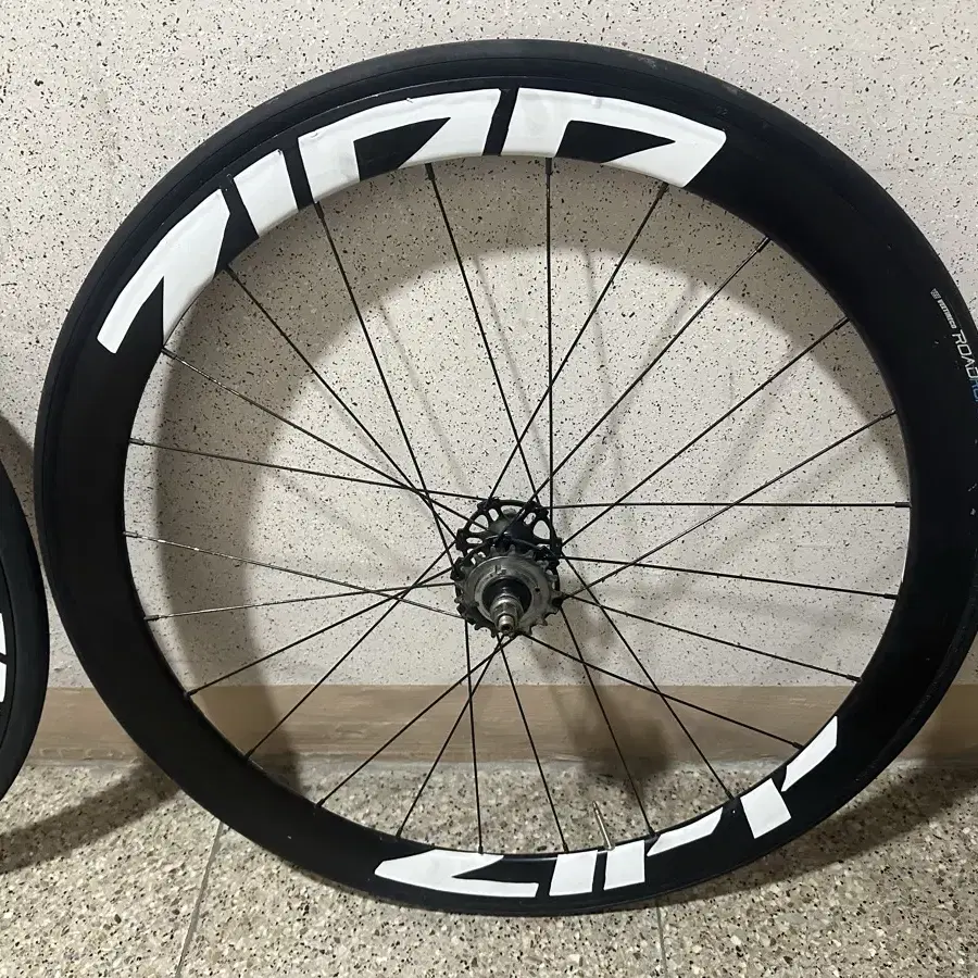 zipp 휠 (벨닷)