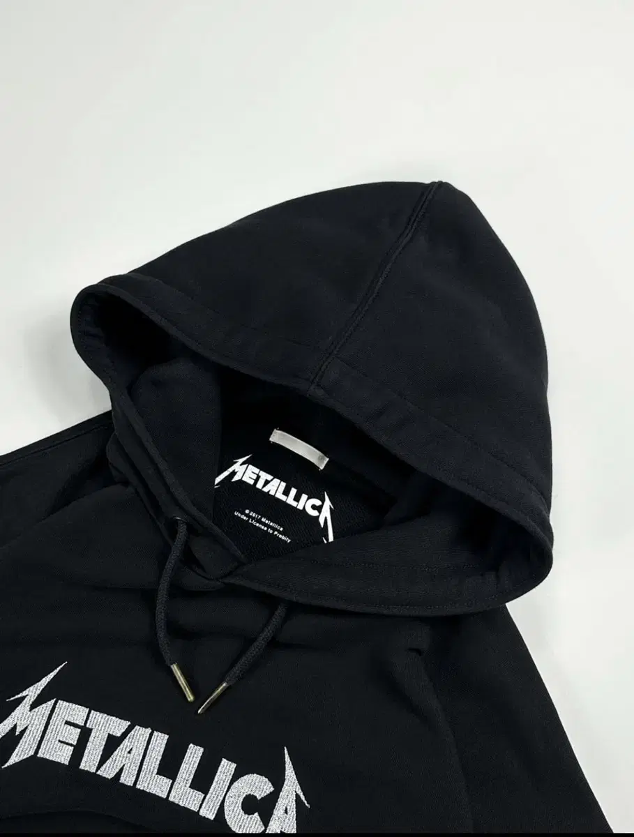 GU X METALLICA 후드티