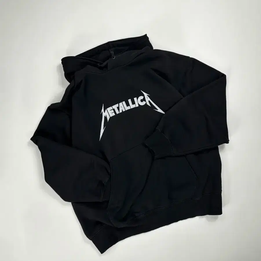 GU X METALLICA 후드티