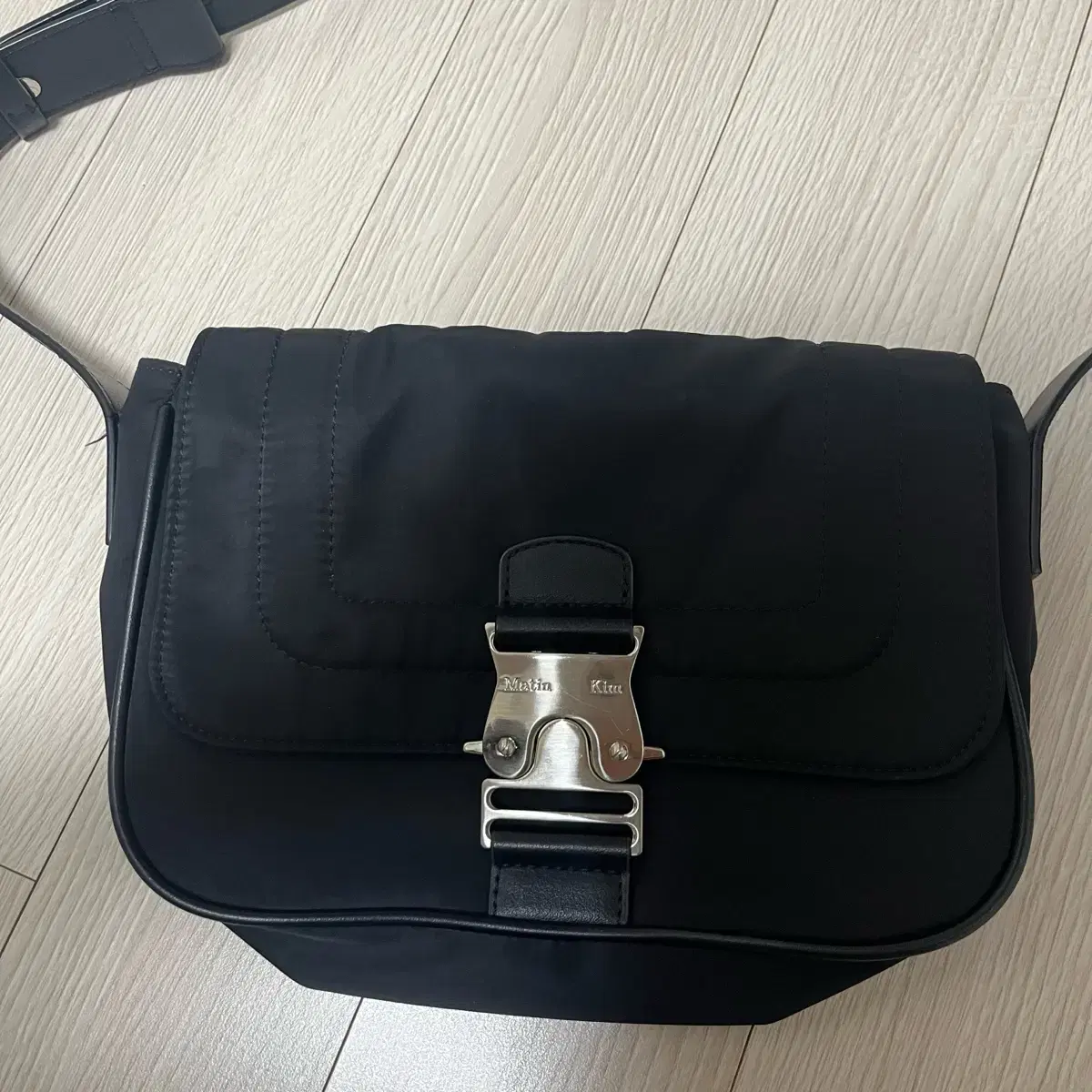 마뗑킴 미니 버클백 MINI BUCKLE BAG IN BLACK