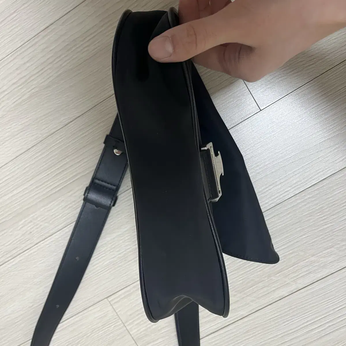 마뗑킴 미니 버클백 MINI BUCKLE BAG IN BLACK